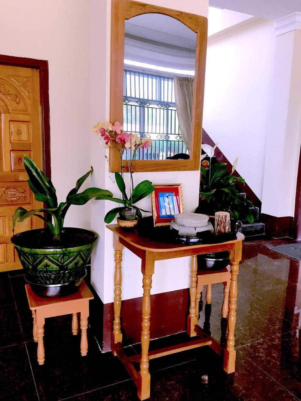 Inle Strand Hotel Nyaung Shwe Esterno foto
