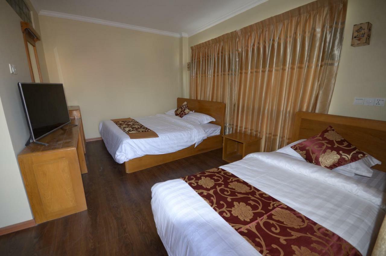 Inle Strand Hotel Nyaung Shwe Esterno foto
